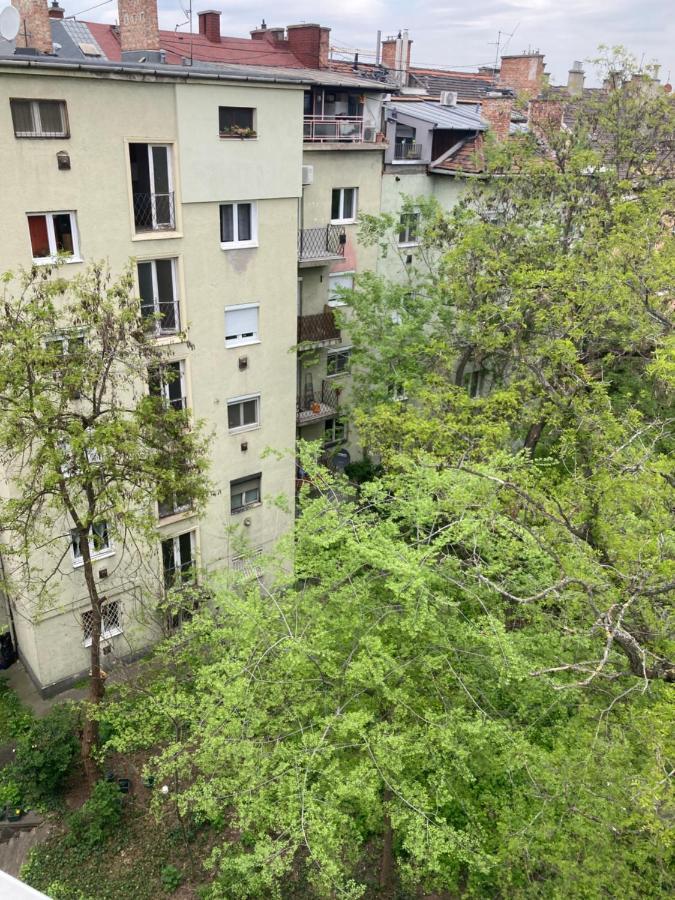 Roland Apartment - Puskas Будапешт Экстерьер фото